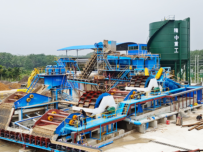 海南時產200噸水洗砂生產線現場